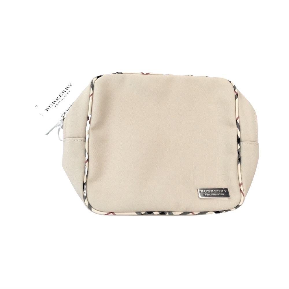 💥NWT Burberry Cosmetic Dopp Travel Bag - Picture 10 of 10
